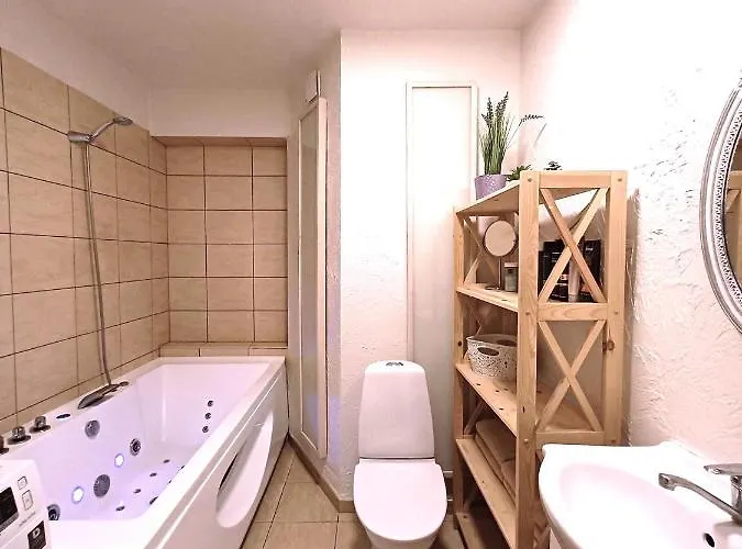 Apartament My Apartement, 3 Tuba, Privaatne Sissekaeik Tartu