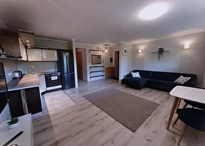 My Apartement, 3 Tuba, Privaatne Sissekaeik *